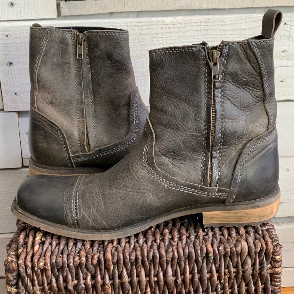 Bed Stu distressed leather boots